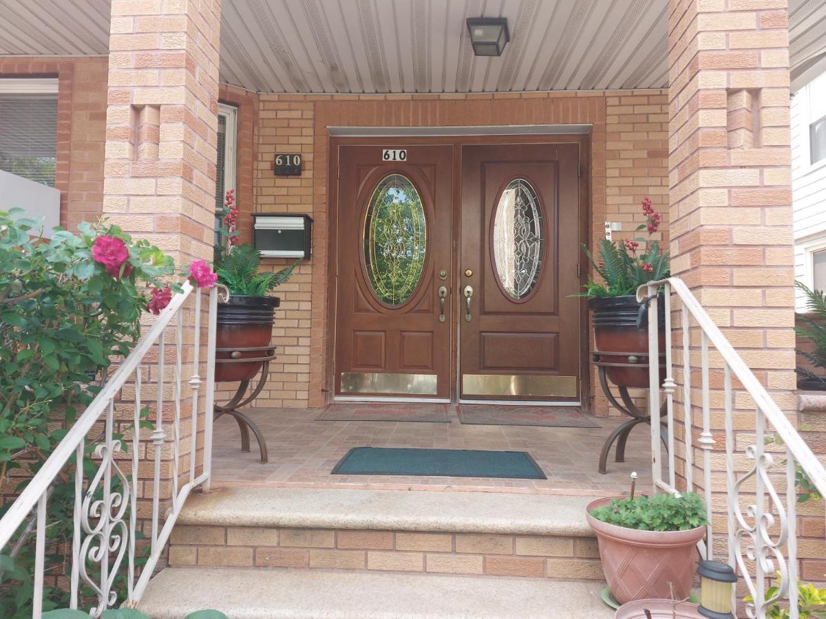 Crsytal Chateau Room Rental New York Exterior photo